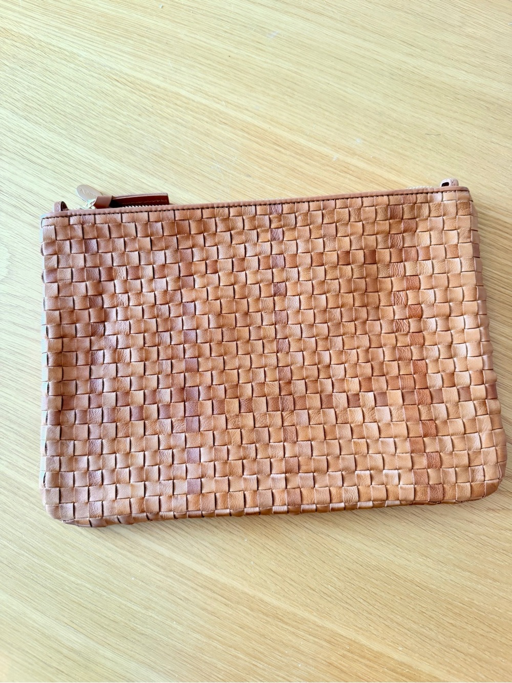 Clare V Flat Clutch w/ Tabs NWT
Natural Woven Checker - Picture 2 of 9